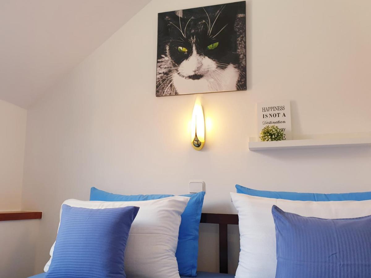 Apartments Sandra In The Historical Center Of The City Supetar Exterior foto